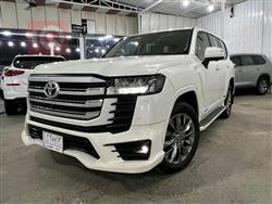 تۆیۆتا لاند کروزەر